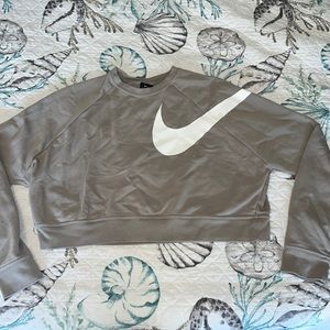 Nike Dri-Fit Crewneck, Size: M